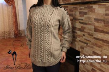 Объемный женский свитер спицами